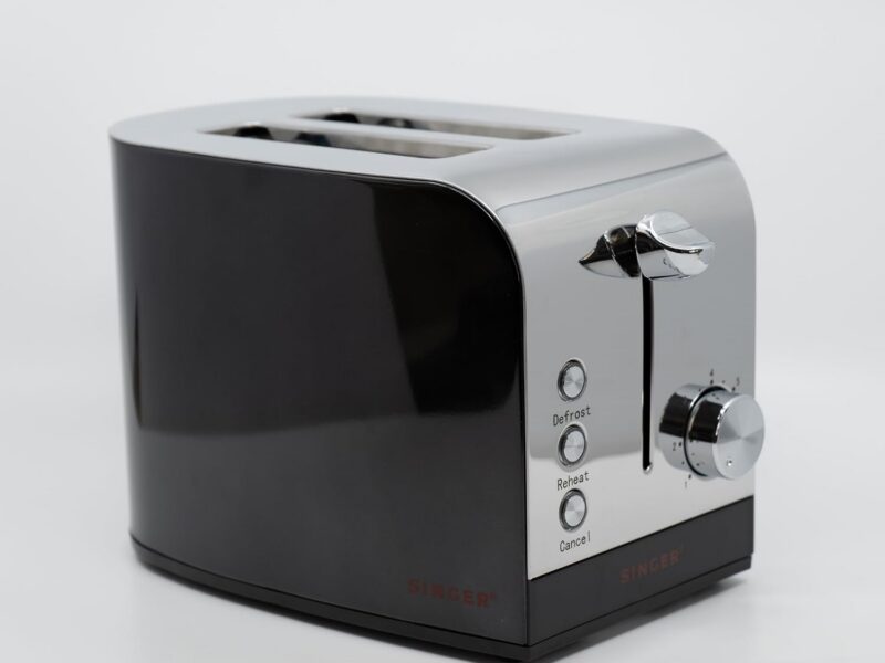 Singer 2 Slice Stainless Steel Toaster, Black
