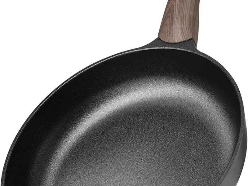 SENSARTE Nonstick Egg Omelette Frying Pan, 24cm