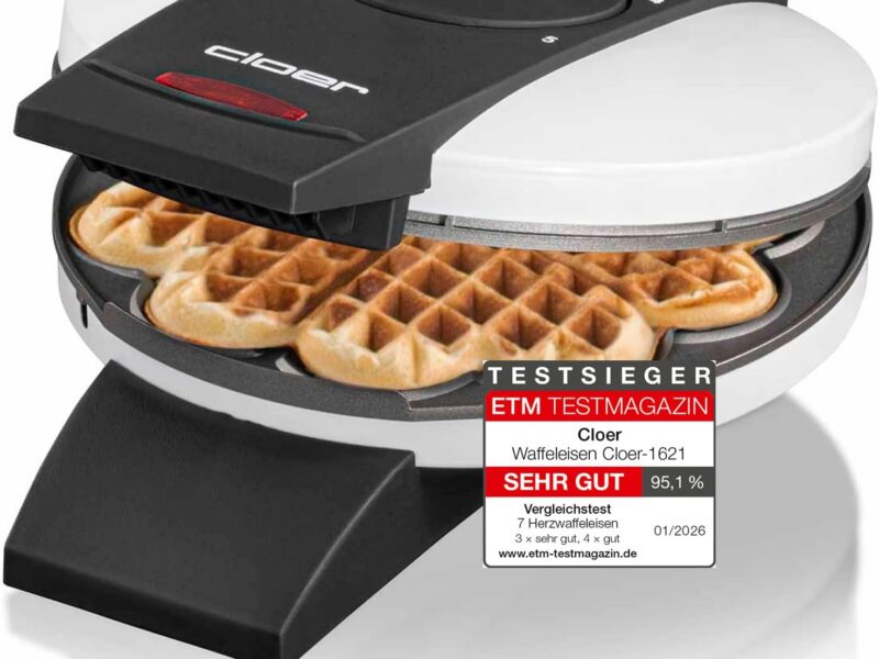 Cloer 1621 Heart Waffle Iron, 930W