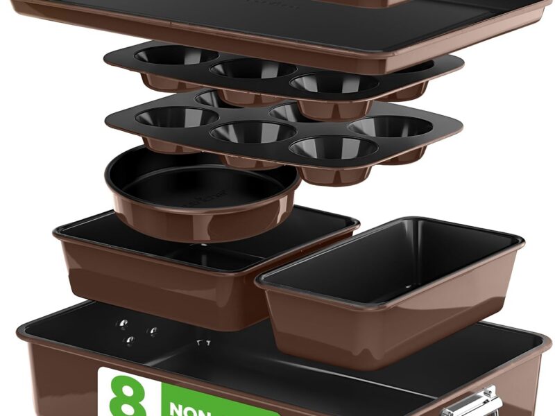 NutriChef Stackable Eight-Piece Bakeware Set, Brown