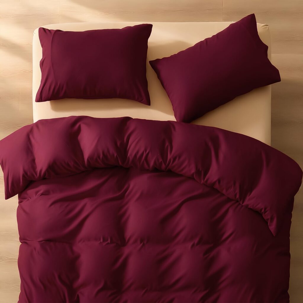 Lovana Burgundy Microfibre Quilt Cover Set