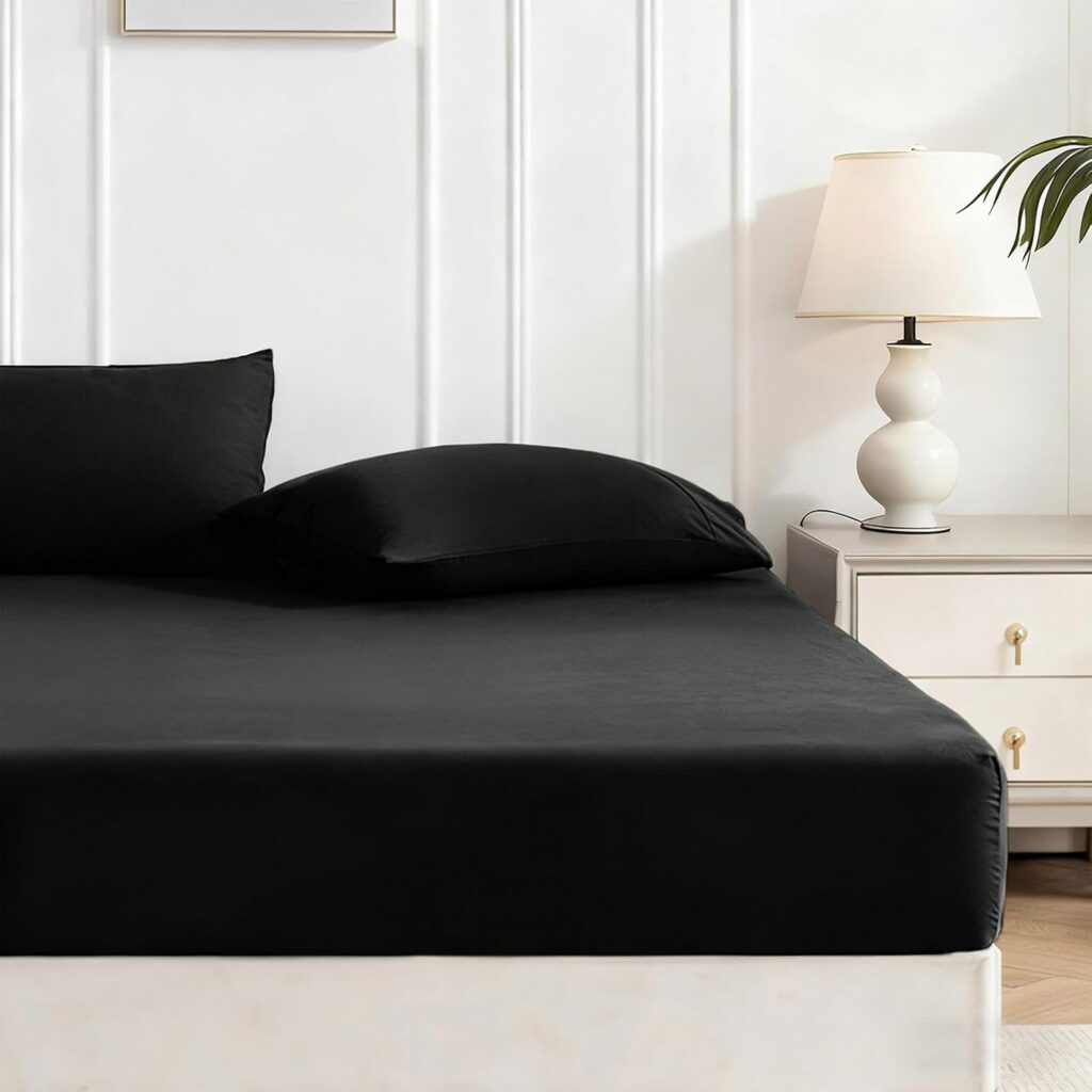 Lakora King Fitted Sheet Set