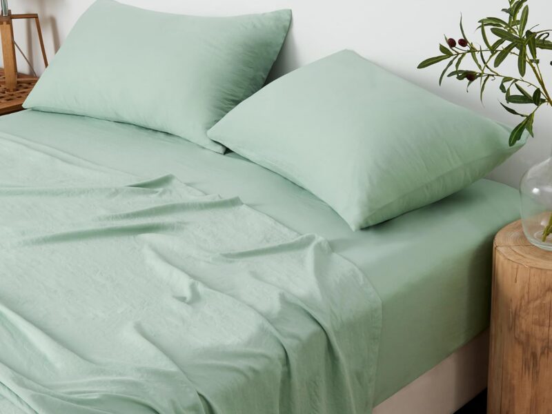 LINENOVA 40cm Bed Sheet Set