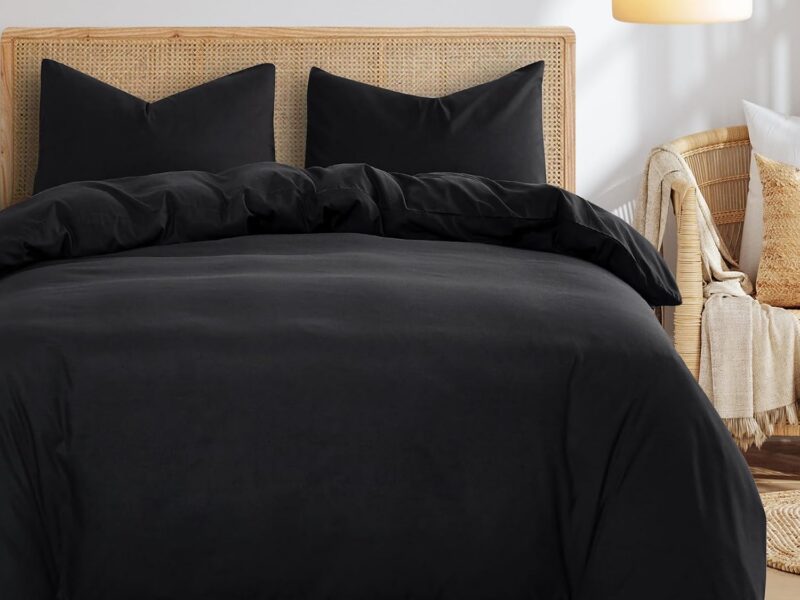 Wake In Cloud Black Microfibre Quilt Cover Set