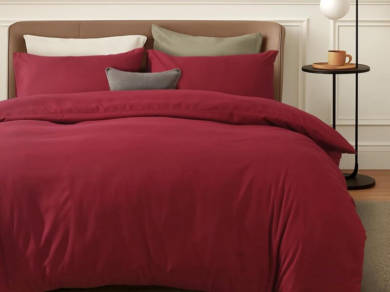 LINENOVA Hotel Quality Quilt Cover Set