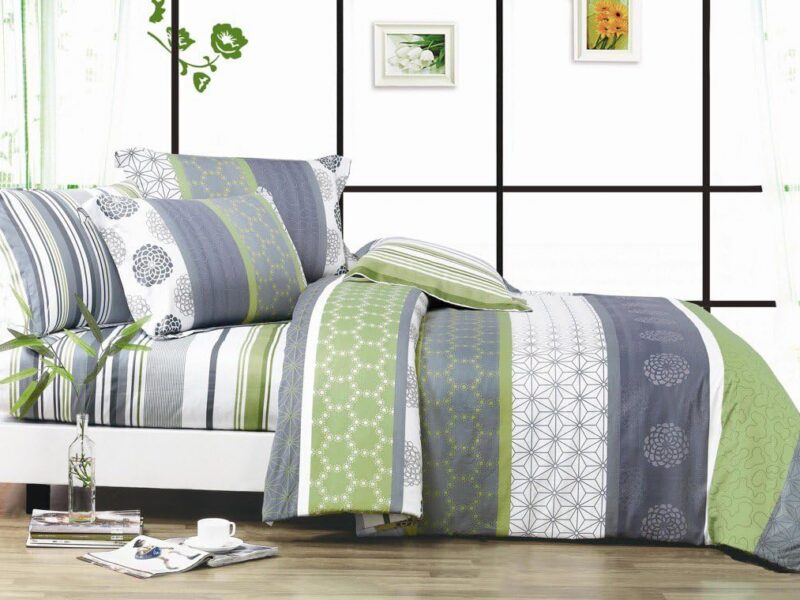 FABRIC FANTASTIC Floral Polyester Quilt Cover Set