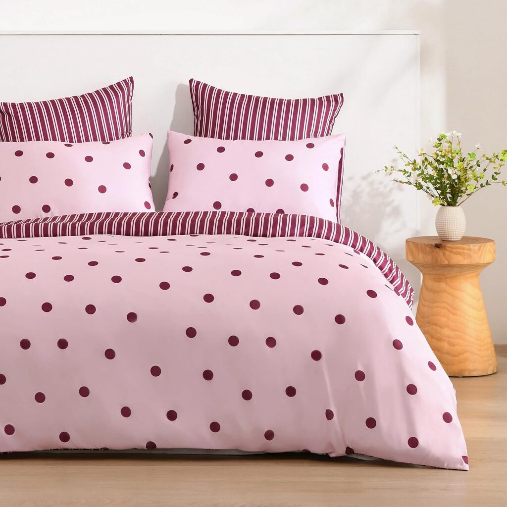 Dreamaker Pippa Reversible Microfibre Quilt Cover Set