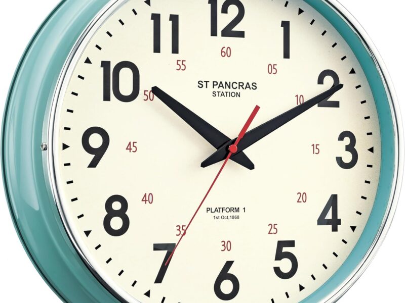 HYJOOY Countryside Metal Wall Clock