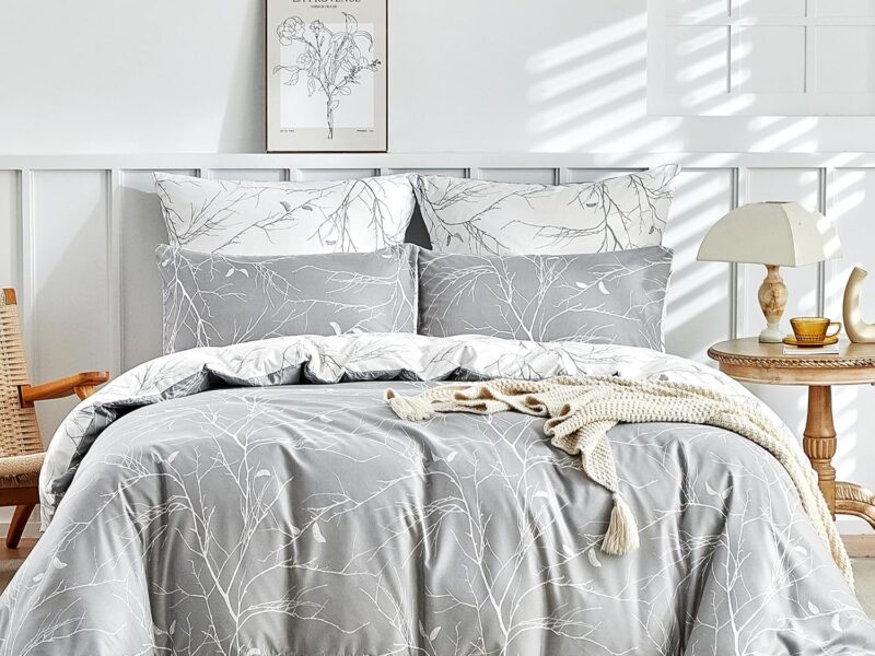 Tokokimo Grey Branch Queen Duvet Cover Set