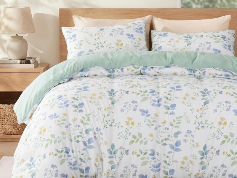 Exclusivo Mezcla Floral Microfibre Quilt Cover Set