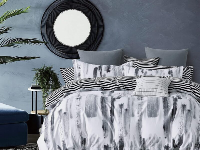 CleverPolly Reversible Print Microfibre Quilt Cover Set